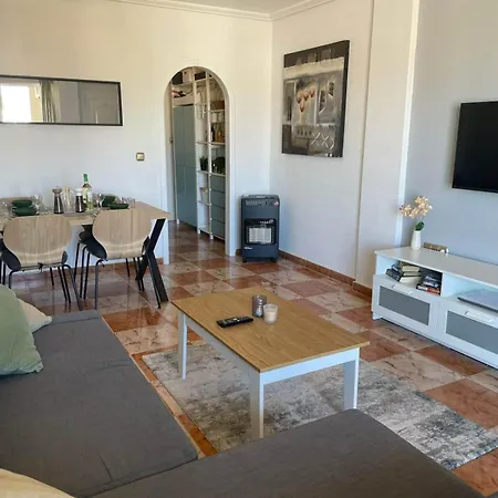 Top-floor 2br With Private Solarium & Mountain View's Apartamento *